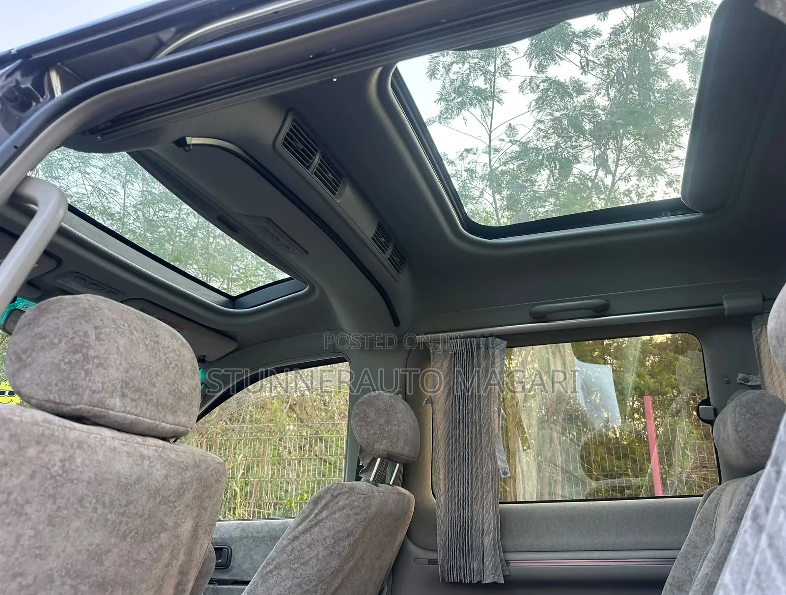 Toyota Noah 2001 Silver