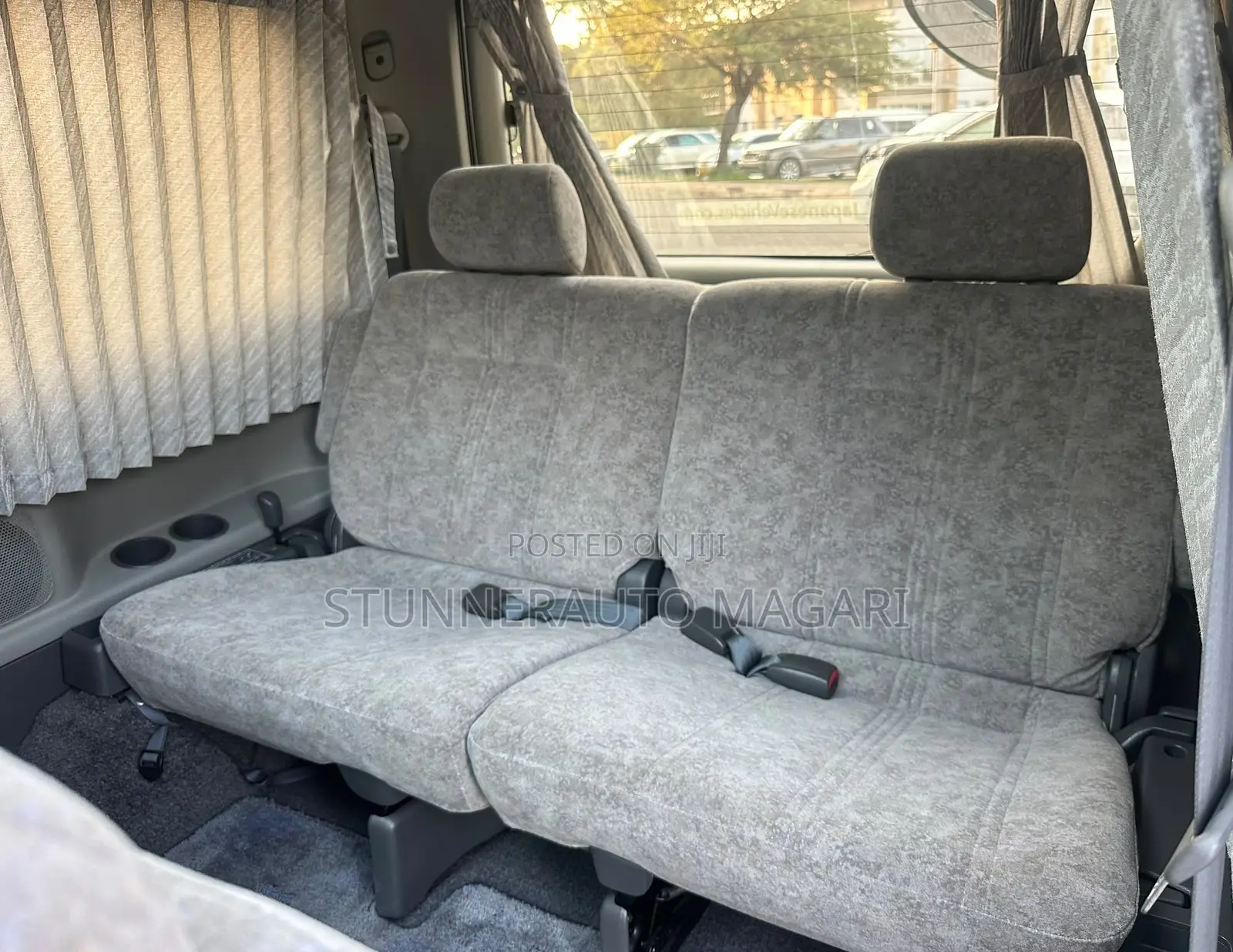 Toyota Noah 2001 Silver