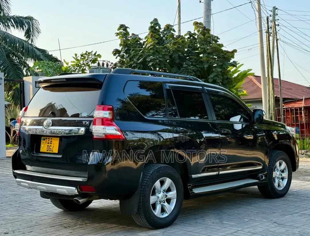 Toyota Land Cruiser Prado 2014 Black