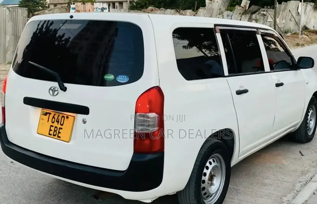 Toyota Probox 2015 White