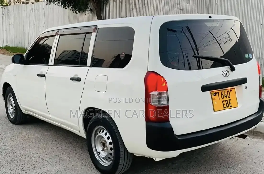 Toyota Probox 2015 White