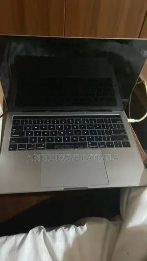 Laptop Apple MacBook Pro 2016 8GB Intel Core i5 SSD 256GB