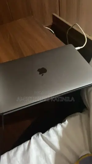 Laptop Apple MacBook Pro 2016 8GB Intel Core i5 SSD 256GB