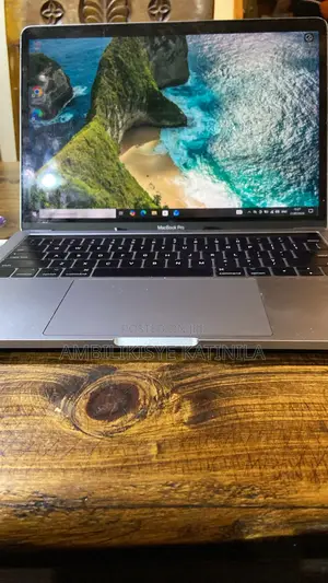 Laptop Apple MacBook Pro 2016 8GB Intel Core i5 SSD 256GB
