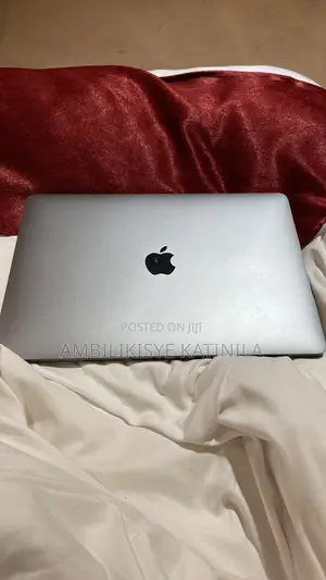 Laptop Apple MacBook Pro 2016 8GB Intel Core i5 SSD 256GB