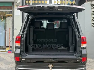 Toyota Land Cruiser 2018 Black