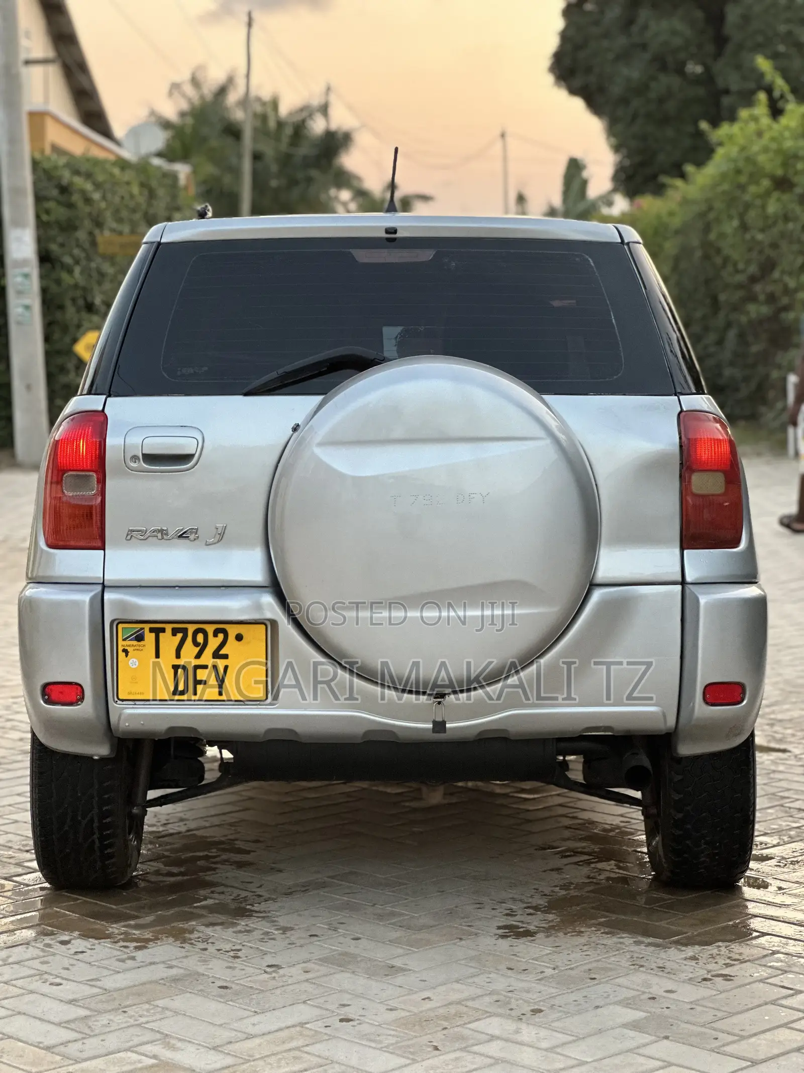 Toyota RAV4 1.8 2004 Silver