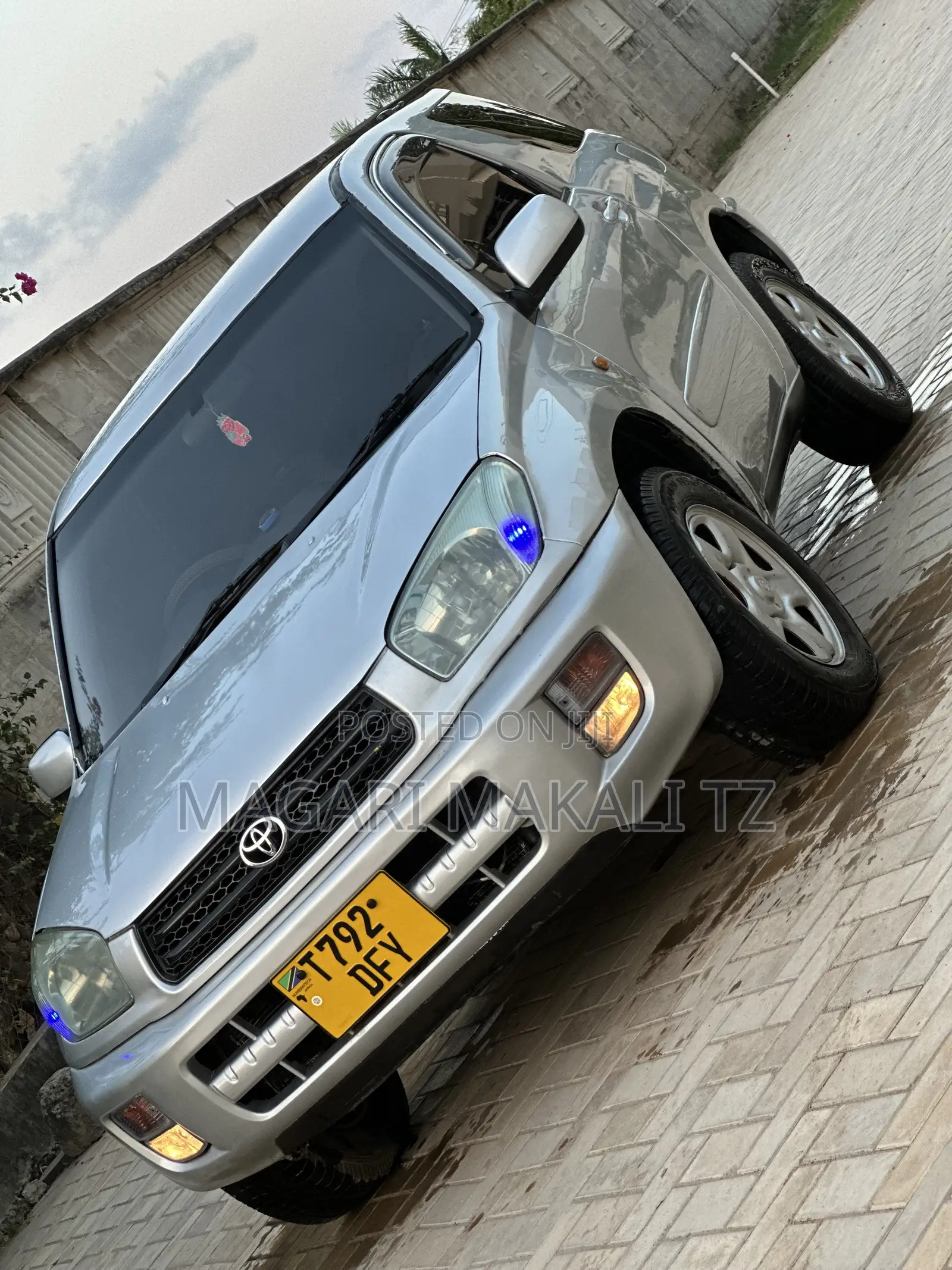 Toyota RAV4 1.8 2004 Silver