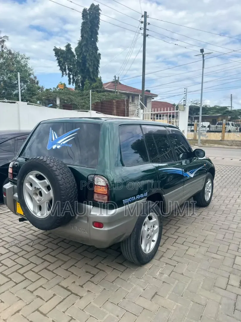 Toyota RAV4 Automatic 2000 Blue