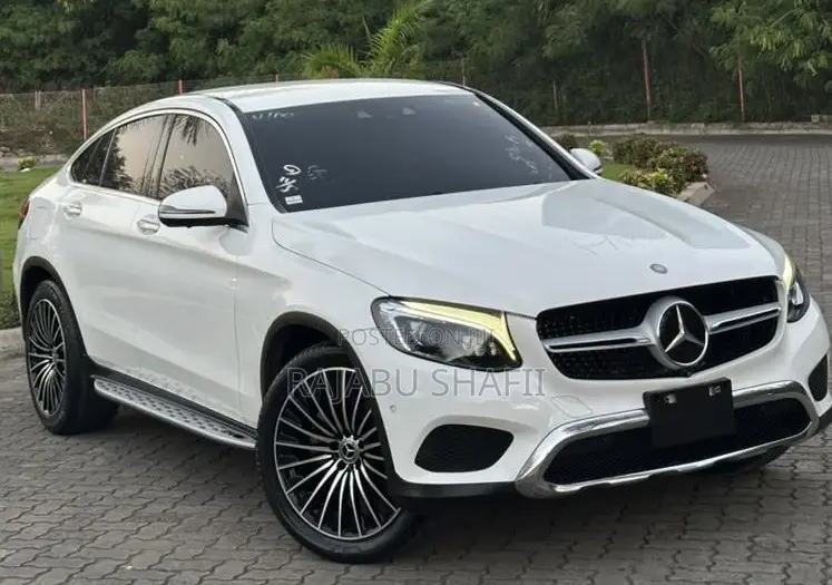 Mercedes-Benz GLC-Class 2017 White