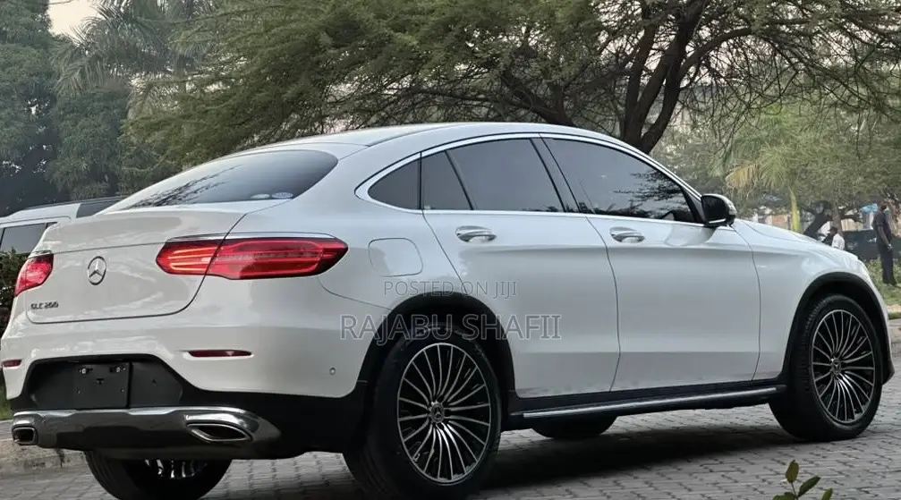 Mercedes-Benz GLC-Class 2017 White