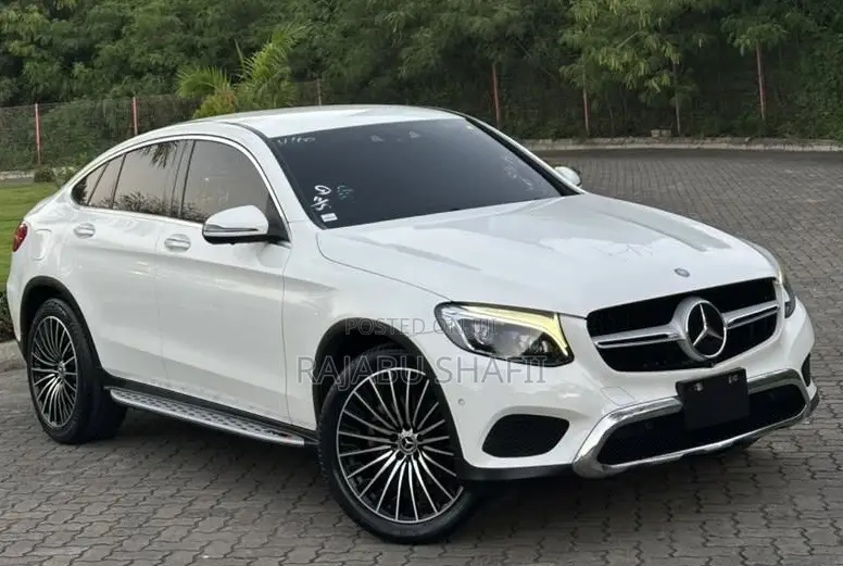 Mercedes-Benz GLC-Class 2017 White