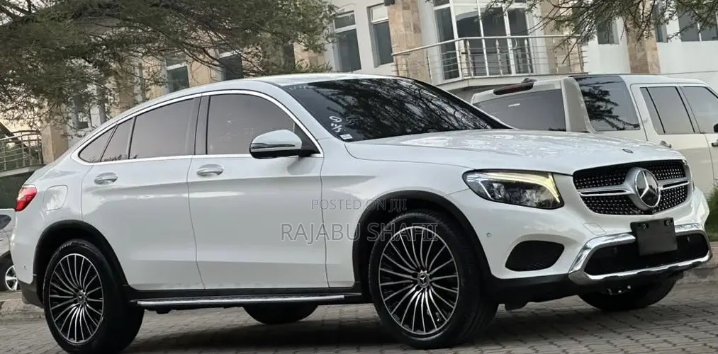 Mercedes-Benz GLC-Class 2017 White