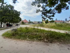 Kiwanja Kinauzwa Kigamboni Ferry