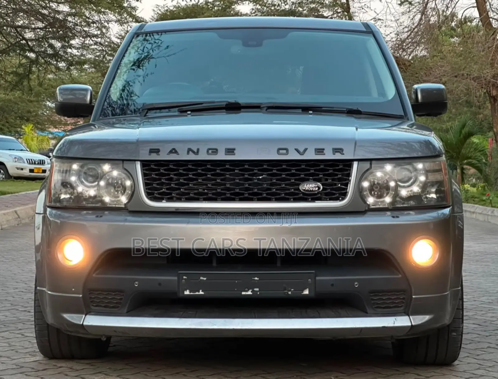 Land Rover Range Rover Sport 2010 Gray