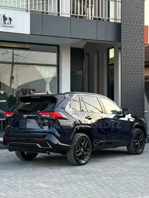 New Toyota RAV4 Hybrid 2023 Blue