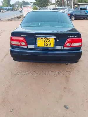 Toyota Carina 2000 Blue