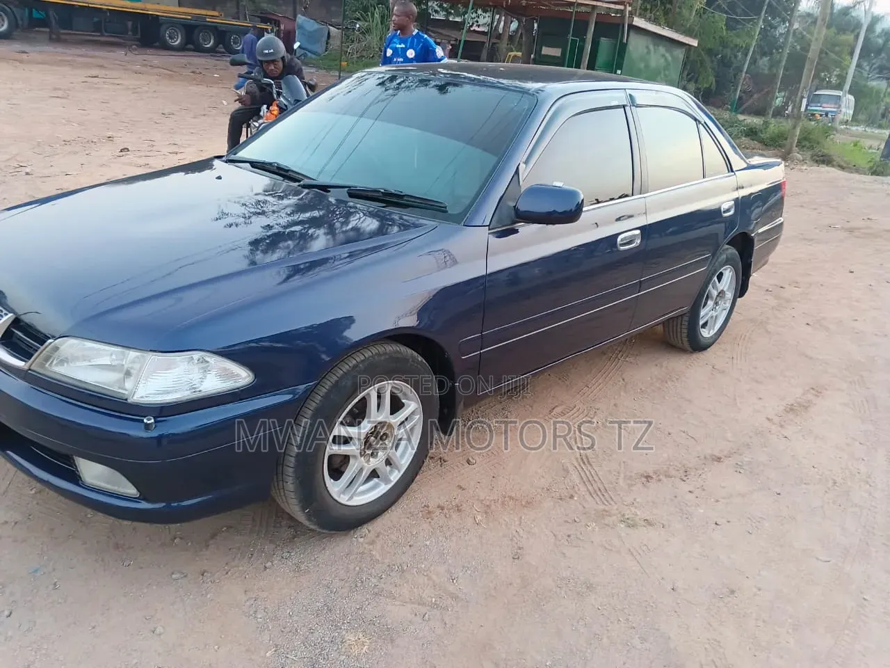Toyota Carina 2000 Blue