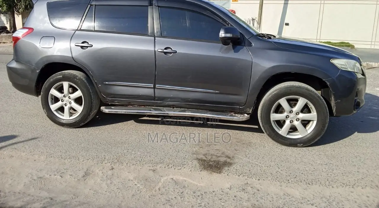 Toyota Vanguard 2009 Gray