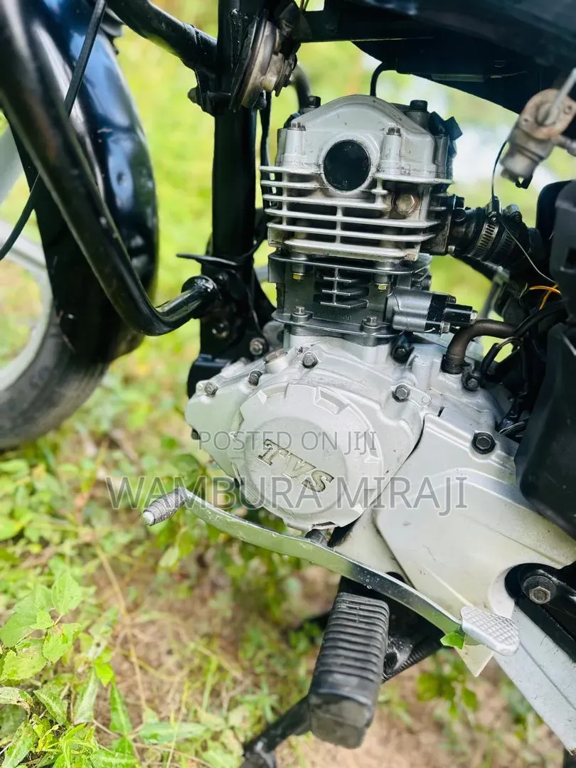 New Bajaj Boxer 125 2025 Black