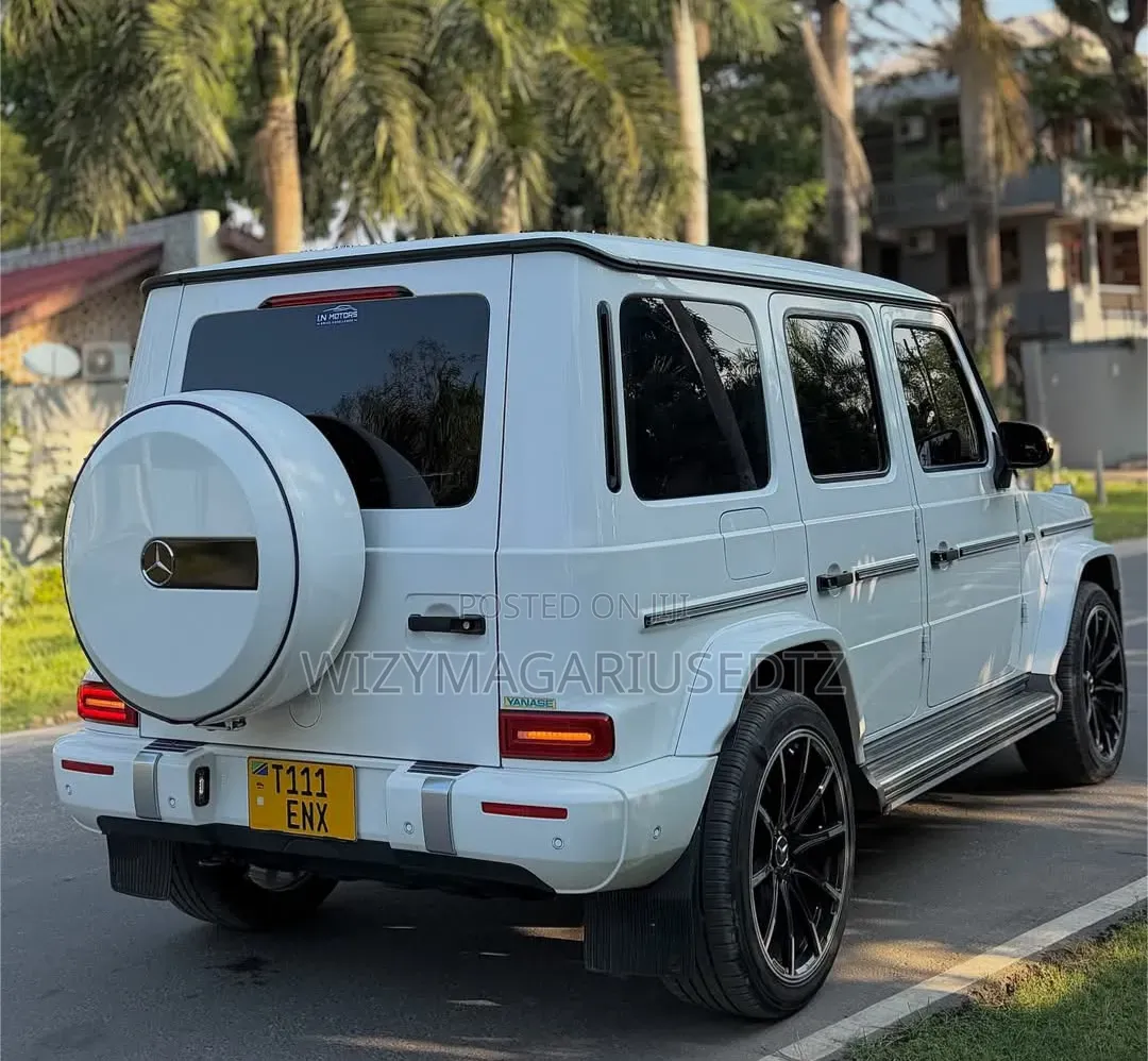 Mercedes-Benz G-Class 2022 Off white
