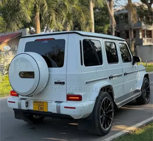 Mercedes-Benz G-Class 2022 Off white