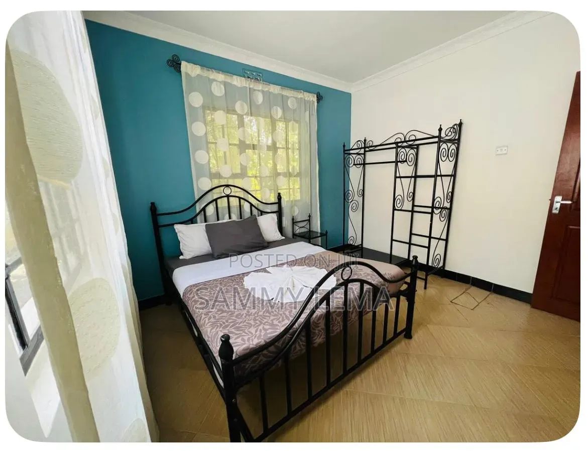 6bdrm House in Sammy Saidy Real, Moivo for sale