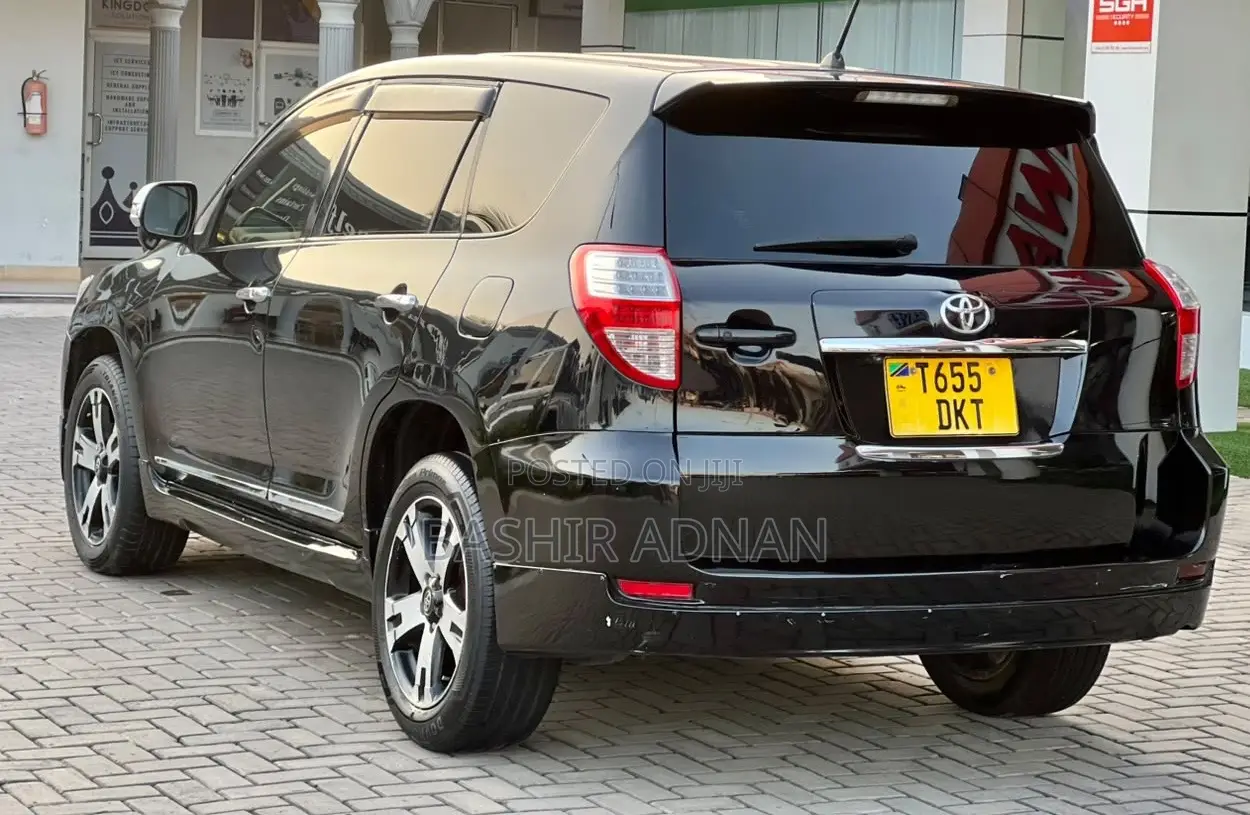 Toyota Vanguard 2008 Black