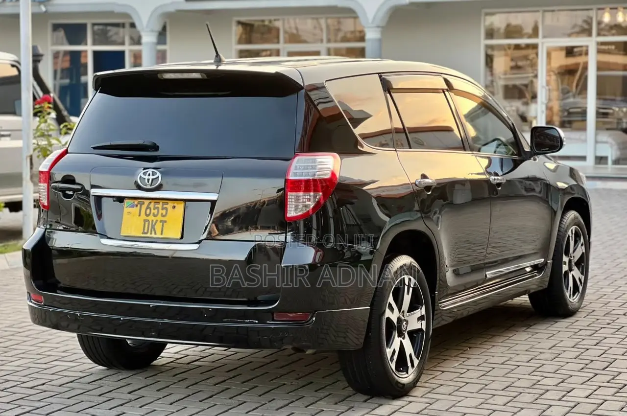 Toyota Vanguard 2008 Black