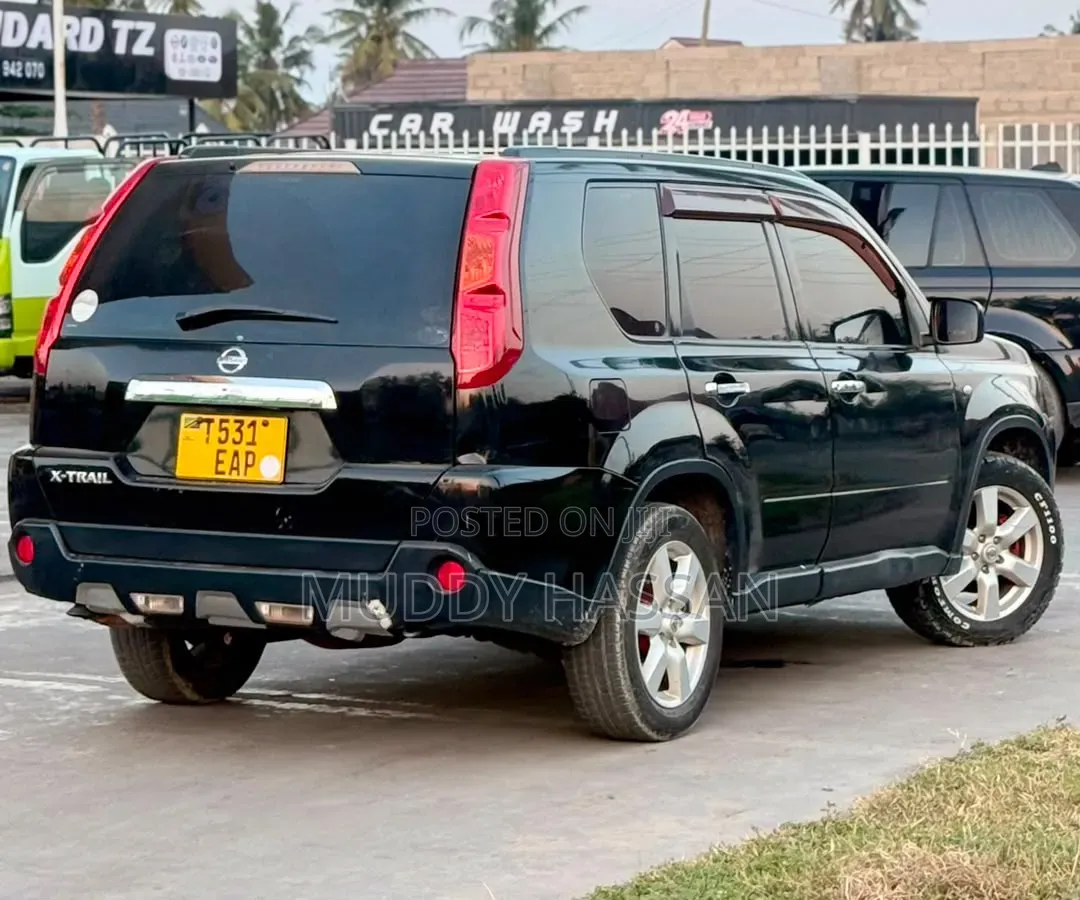 Nissan X-Trail 2010 Black