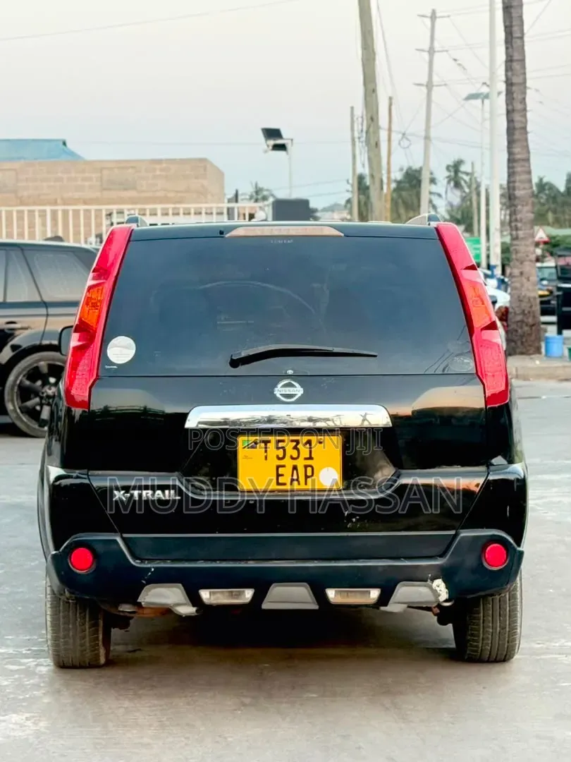 Nissan X-Trail 2010 Black