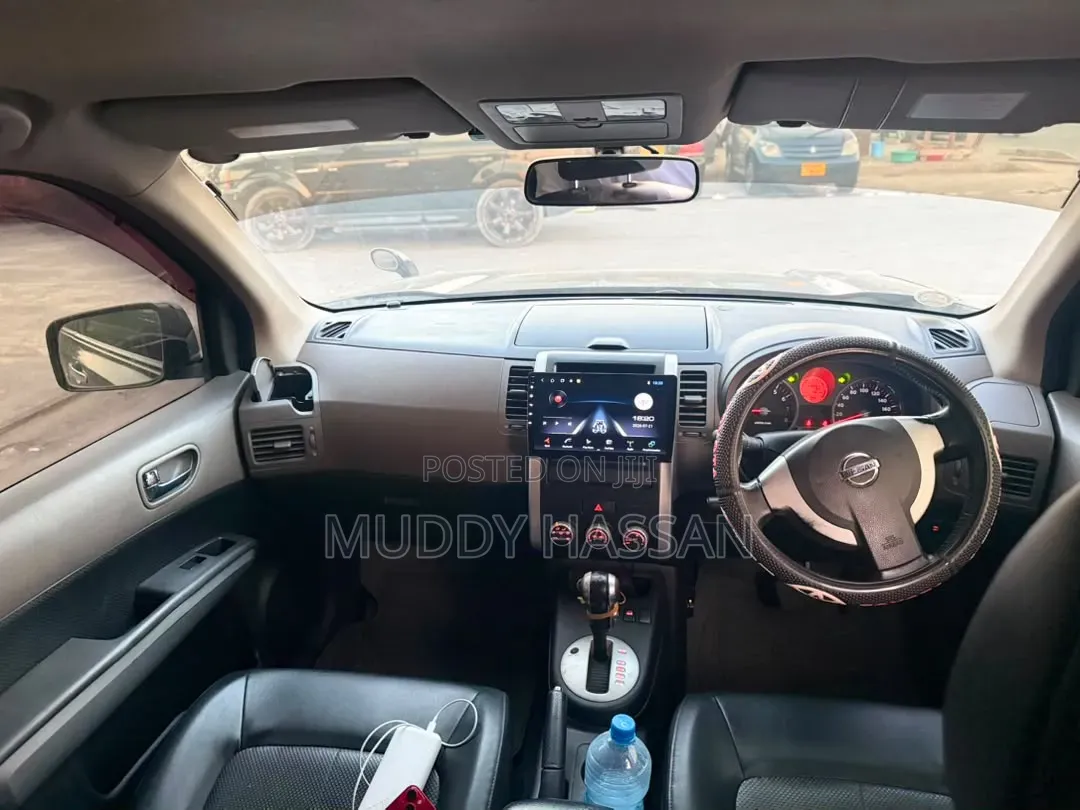 Nissan X-Trail 2010 Black