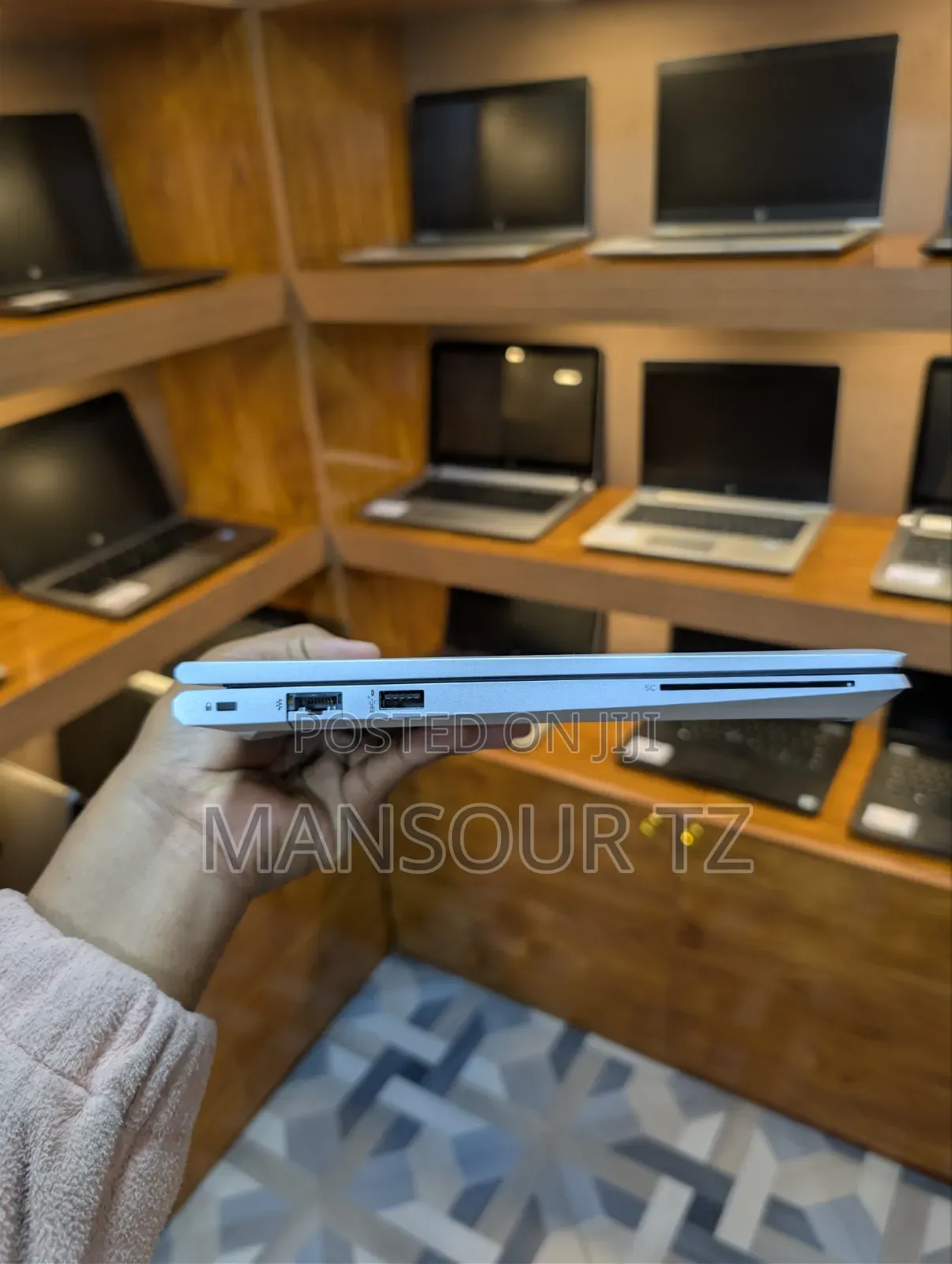 New Laptop HP EliteBook 645 G9 16GB AMD Ryzen 5 SSD 512GB