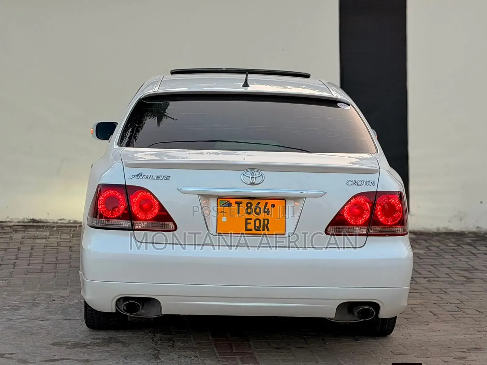 Toyota Crown 2004 White