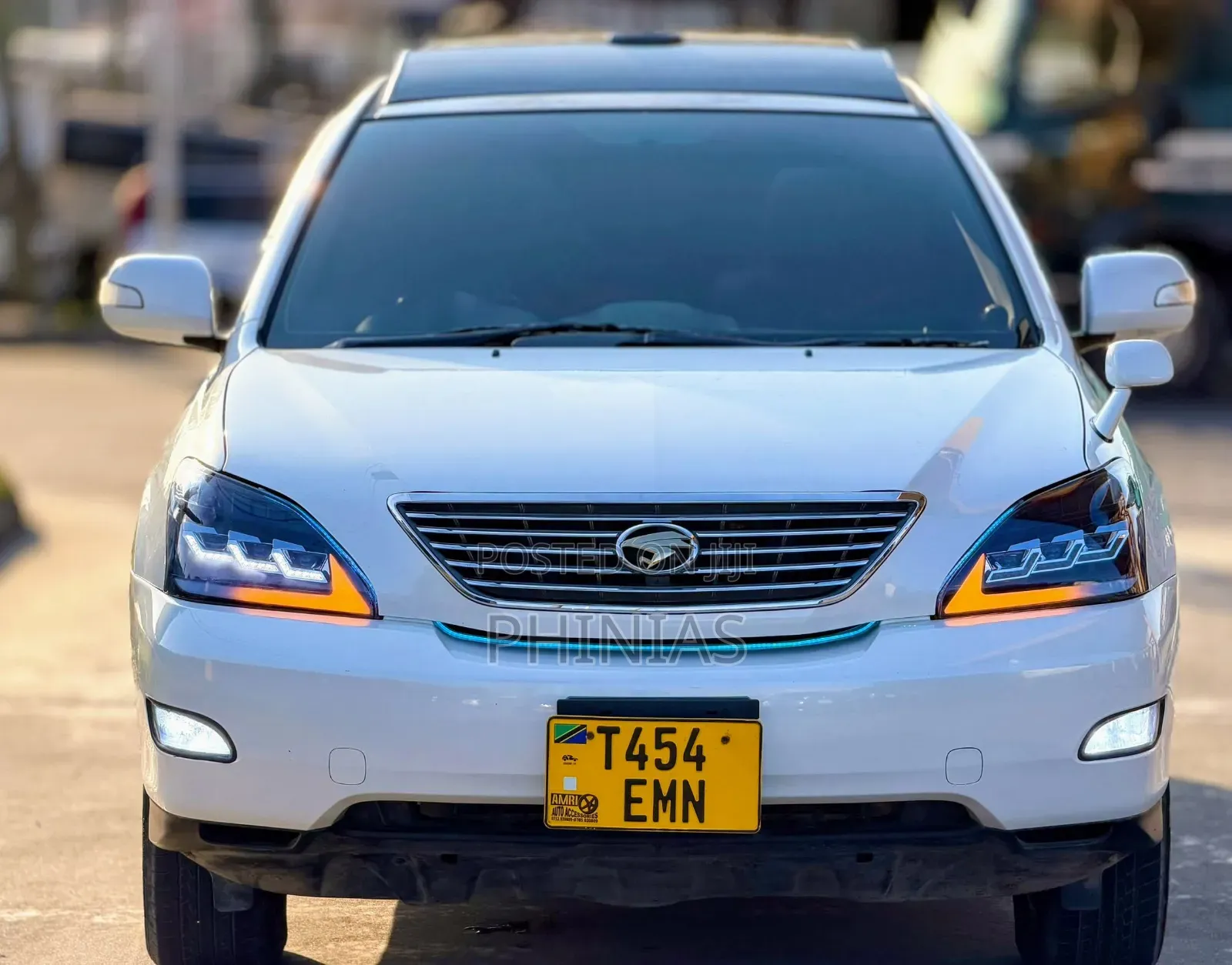 Toyota Harrier 2009 White