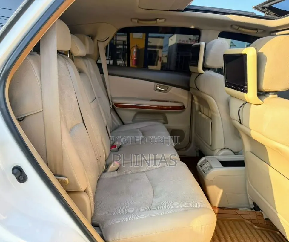 Toyota Harrier 2009 White