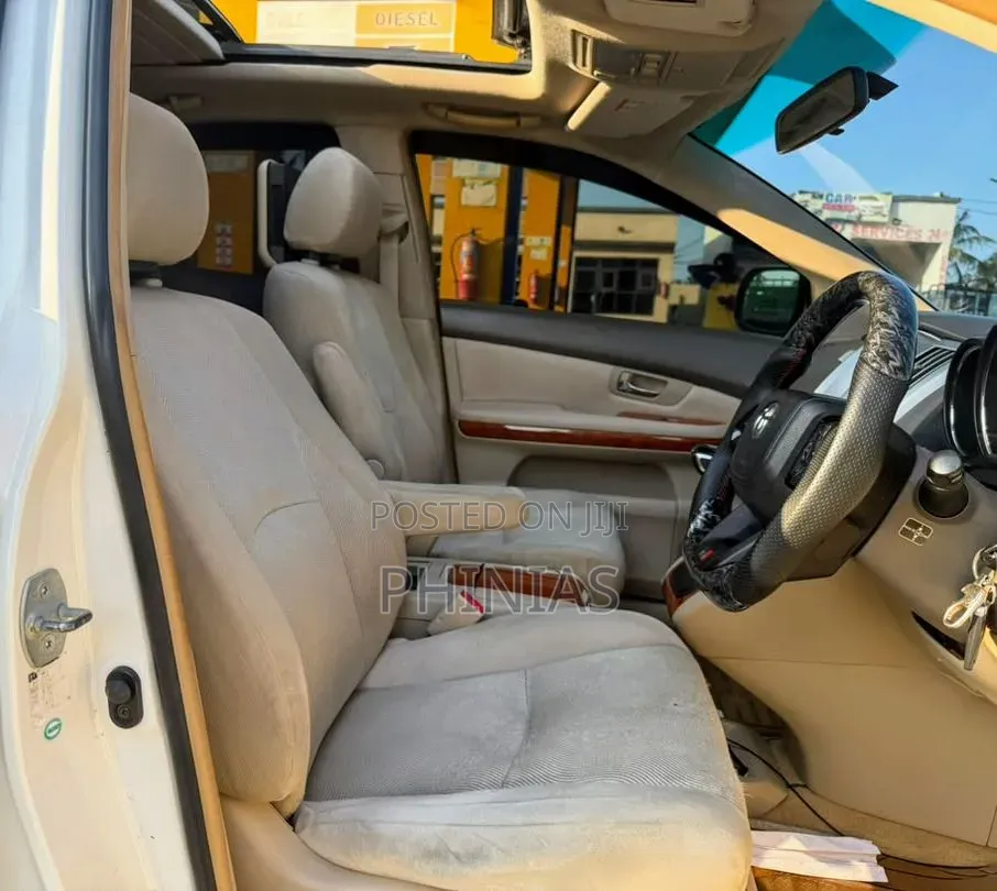 Toyota Harrier 2009 White