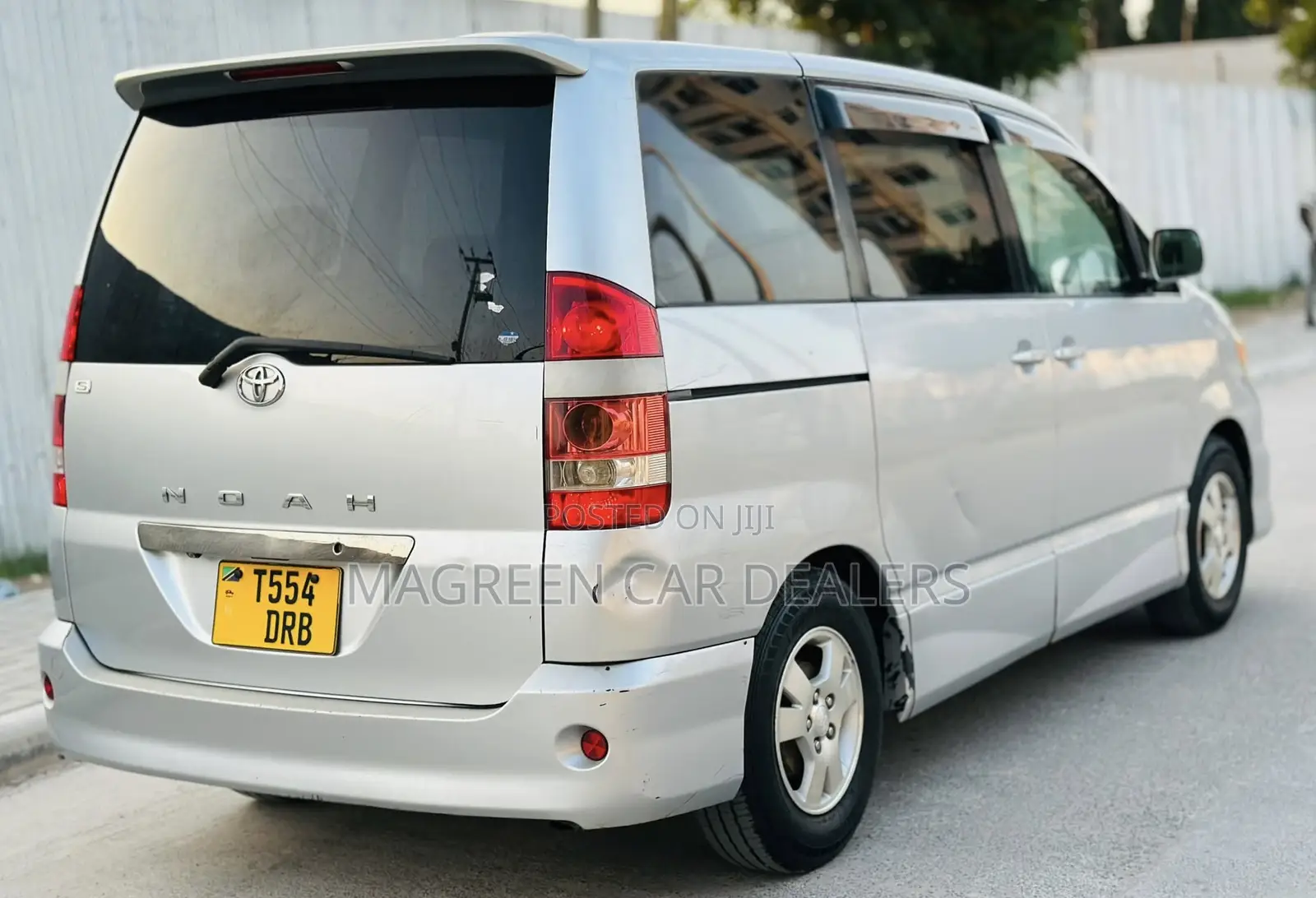 Toyota Noah 2008 Silver