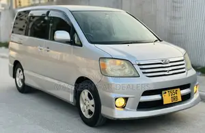 Toyota Noah 2008 Silver