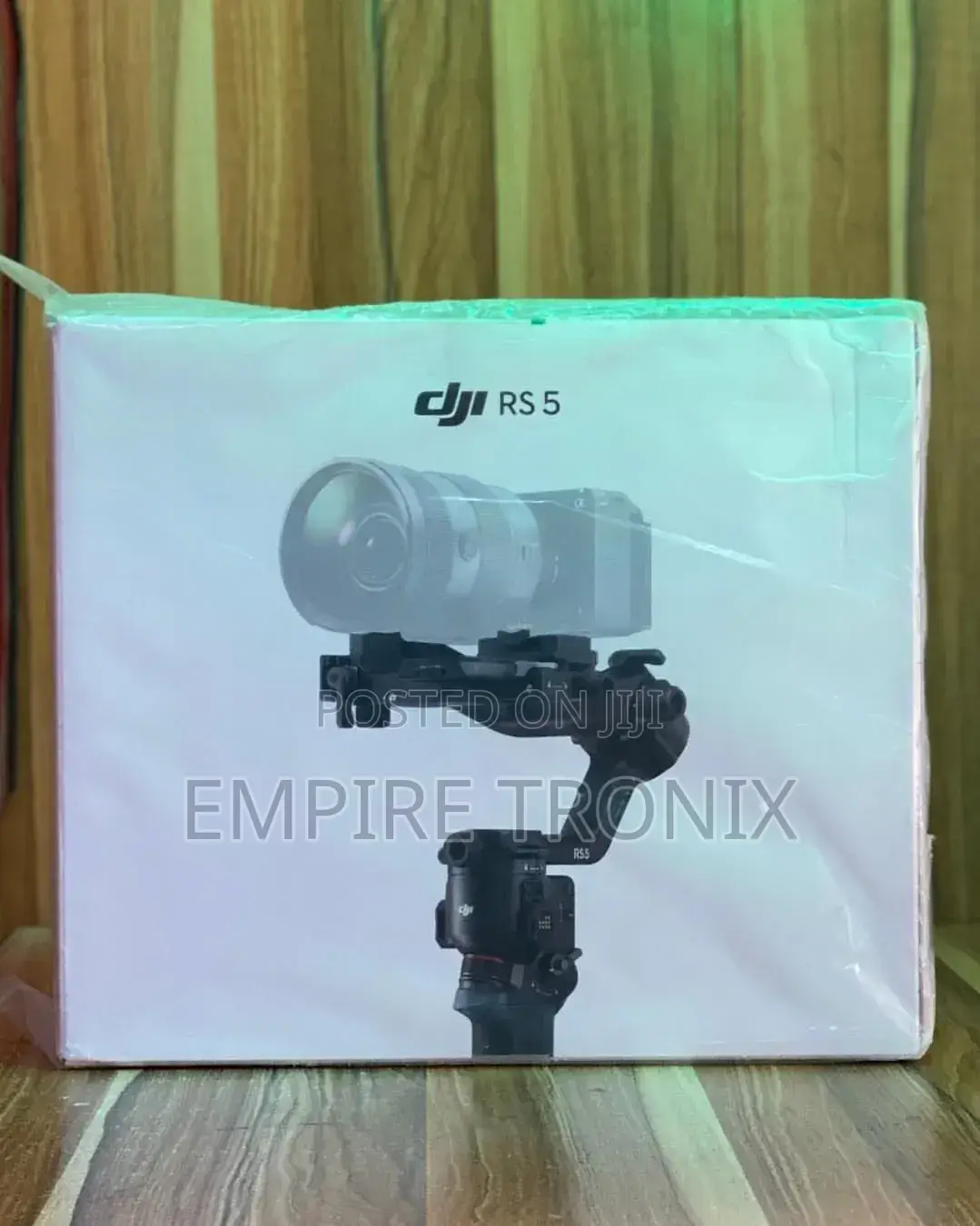 DJI RS 5 Professional Camera Stabilizer
