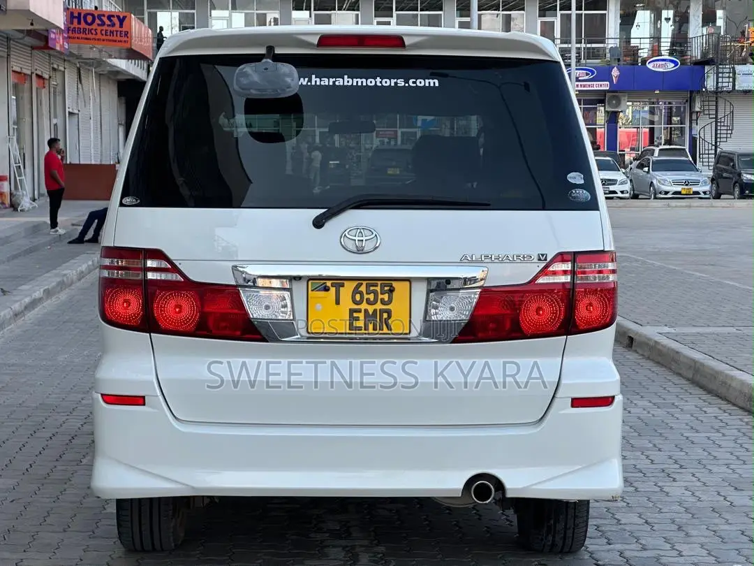 Toyota Alphard 2006 White