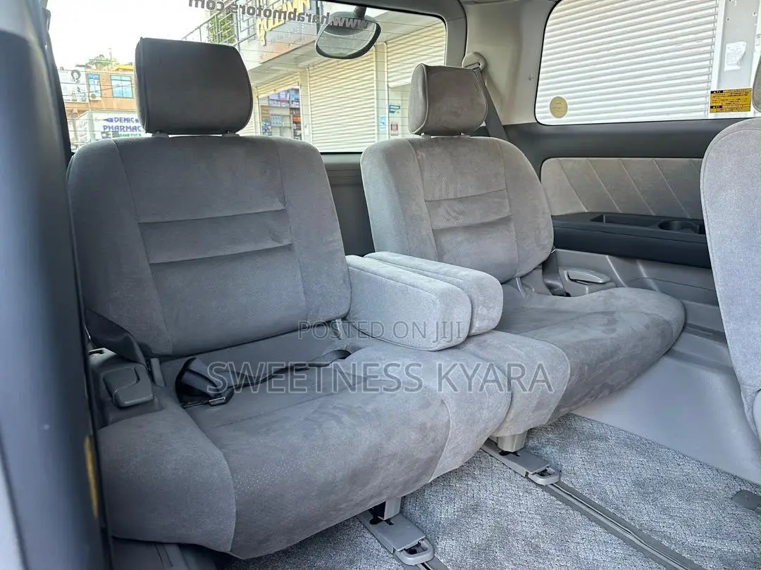 Toyota Alphard 2006 White