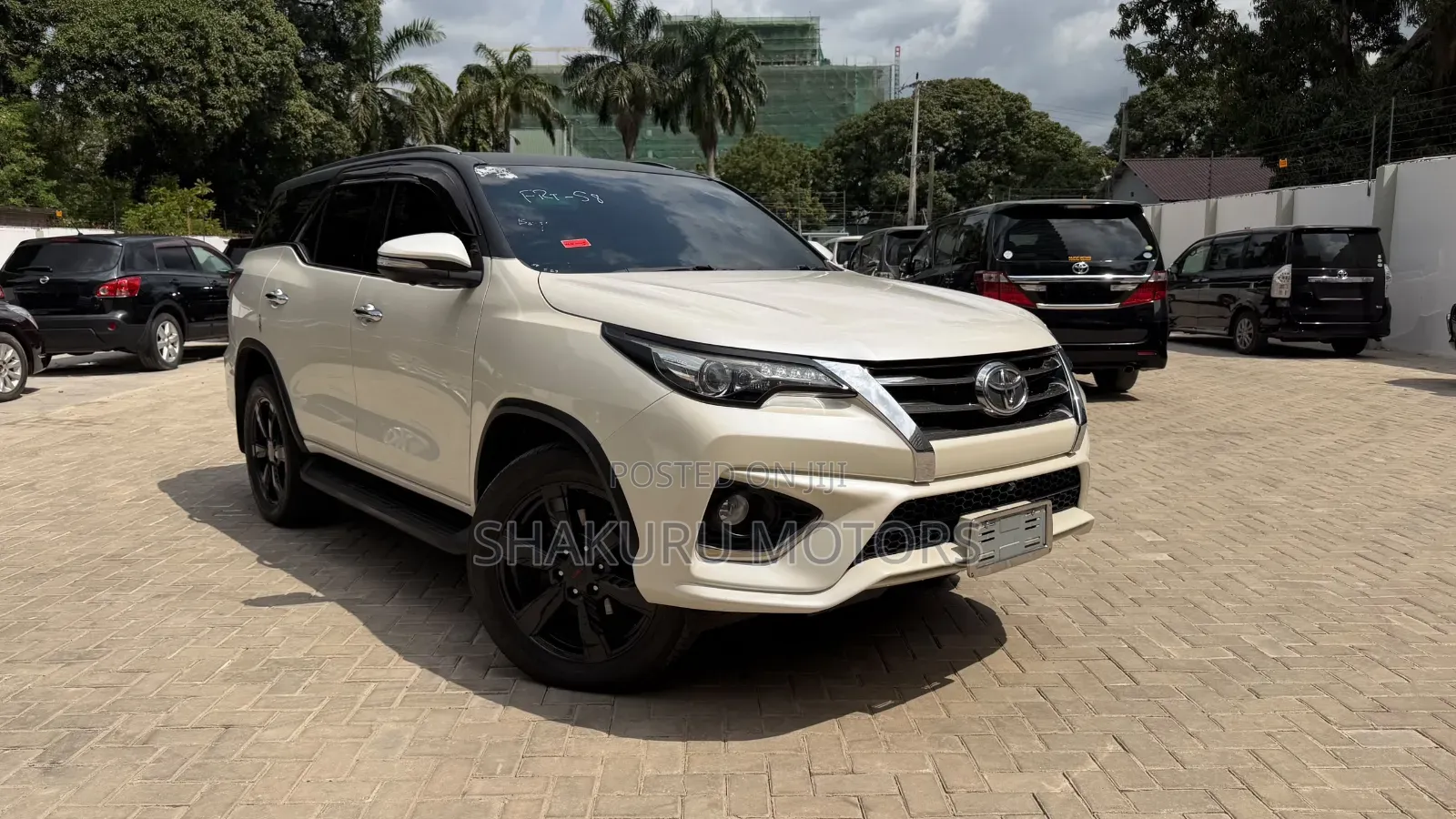 Toyota Fortuner 2017 White