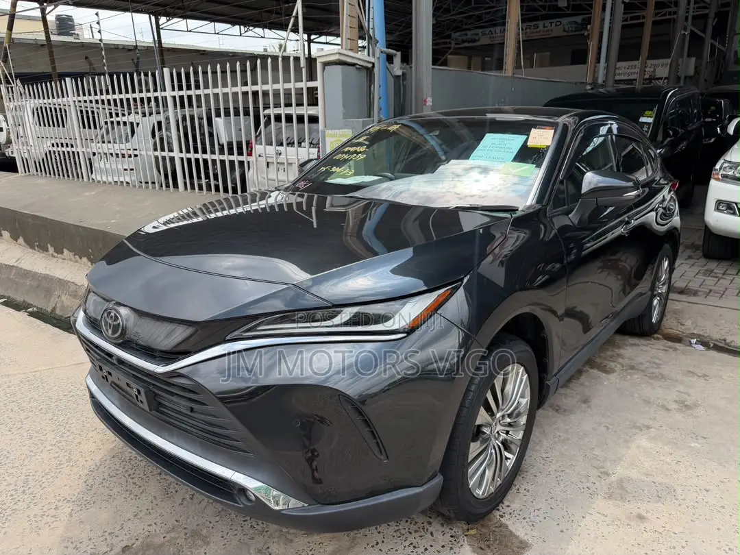 Toyota Harrier 2020 Black