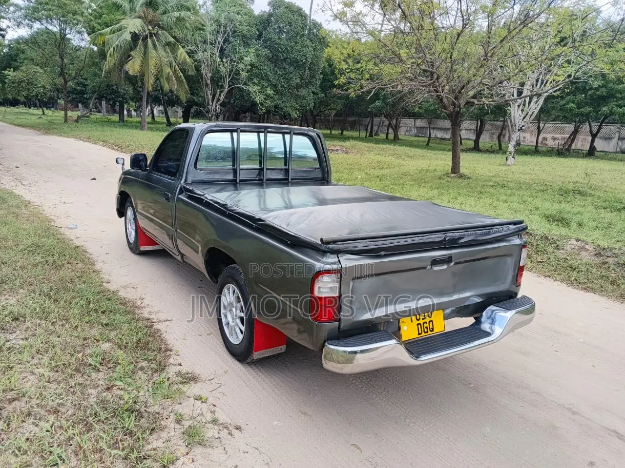 Toyota Hilux 1999 Gray