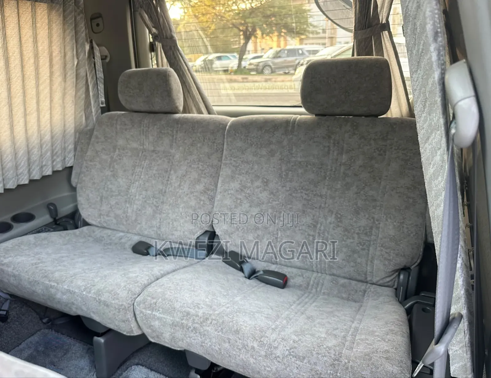 Toyota Noah 2001 Silver