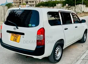 Toyota Probox 1.5 DX Comfort 2WD 2016 White