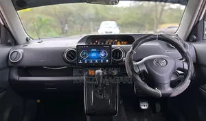 Toyota Corolla Rumion 2012 Pearl