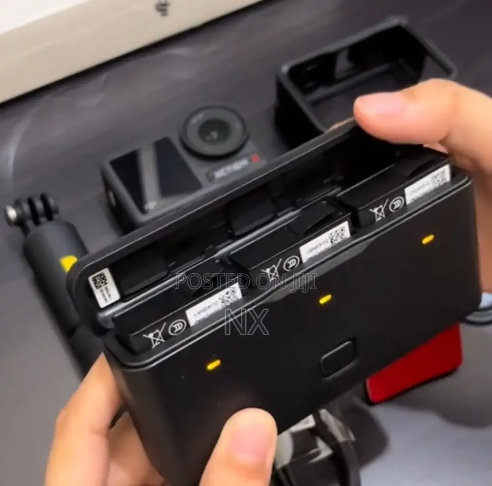DJI Osmo Action 4 Adventure Combo ,3 Batteries and Battery Case