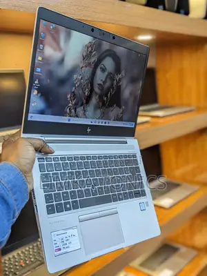 Laptop HP ProBook 440 G8 8GB Intel Core i3 SSD 256GB